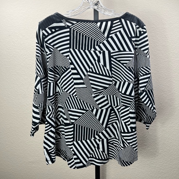 Women's Plus Size Geo Stripes Tunic Top Black Blouse White Shirt 3/4 Sleeves 2X - Picture 3 of 17